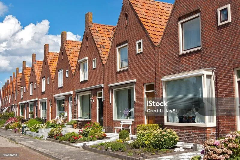 Zastanawiasz się, czy warto kupić dom w Holandii? Oto najważniejsze argumenty!