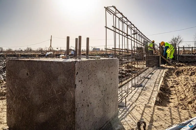 Materiały do obłożenia fundamentów